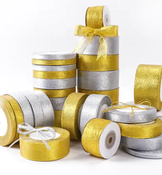 Lurex Metálico - Oro (1/8" (0.3 mm) x 100 yardas (91.44 metros de largo)