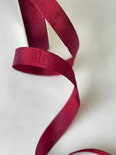 [4643] Silk Ribbon - Carmine Red
